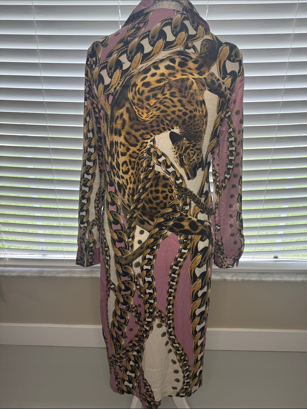 Pink Chain-Print Button Front Dress - Picture 6 of 6